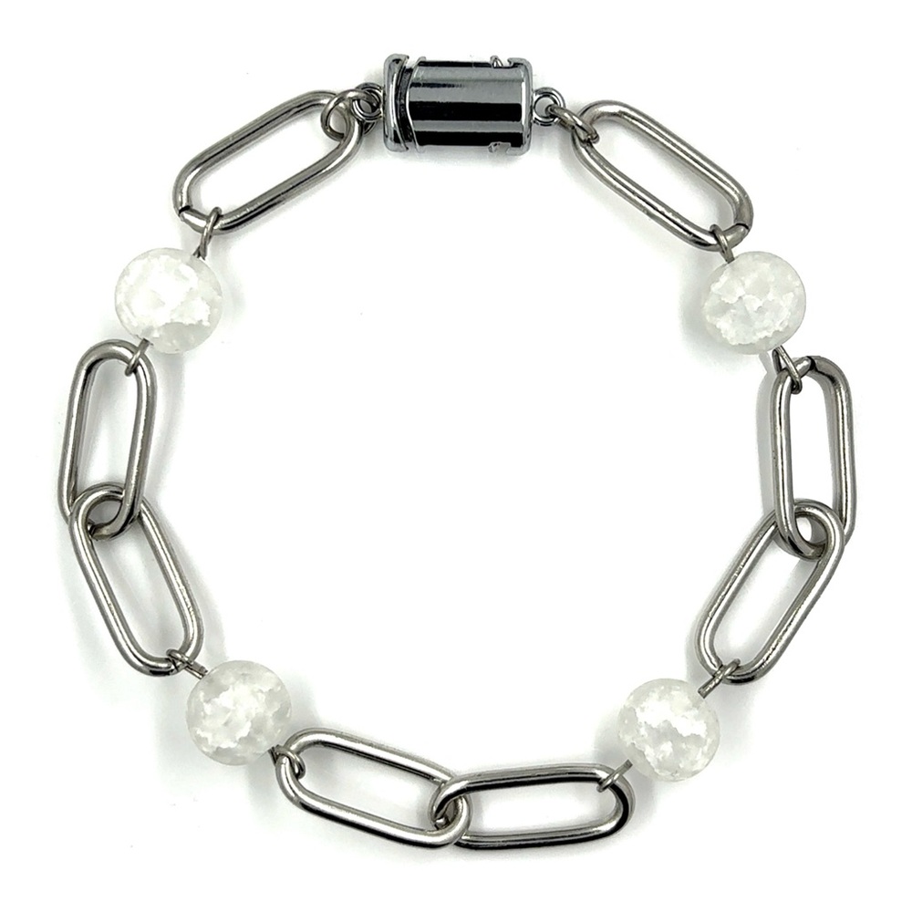 Elegant White and Silver Beaded Bracelet